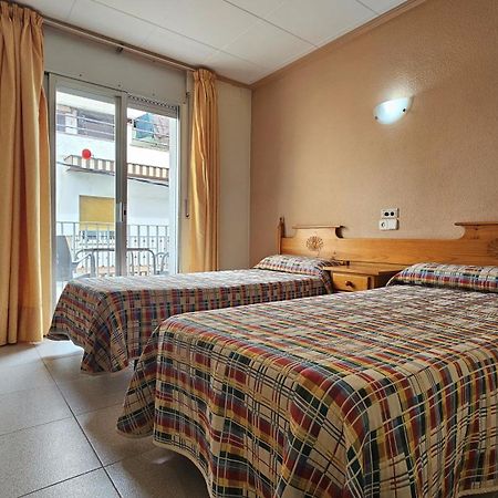 Hostal Los Manos Blanes Eksteriør bilde