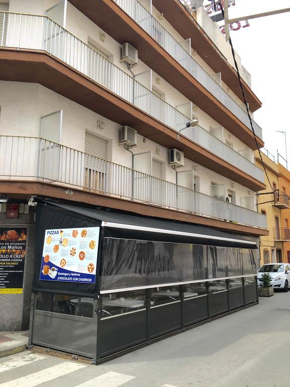 Hostal Los Manos Blanes Eksteriør bilde